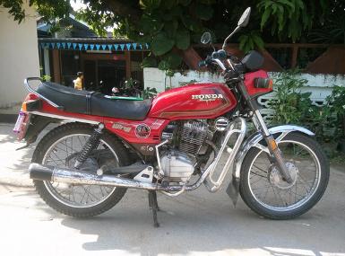 14.Honda wing125..สีำแดง.สภาพแห้งๆเดิมๆ+ภาษีปี57+พ.ร.บ.+เล่มทะเบียนใหม่ป้ายใหม่.ราคา 30,000 บาท 14.Honda wing125..สีำแดง.สภาพแห้งๆเดิมๆ+ภาษีปี57+พ.ร.บ.+เล่มทะเบียนใหม่ป้ายใหม่.ราคา 30,000 บาท